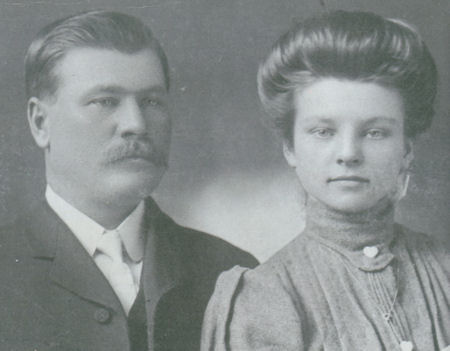 portrait of Howell Francis Chandler and wife Nancy